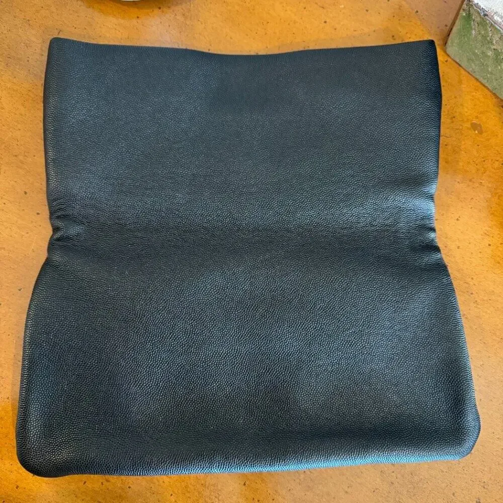 Yves Saint Laurent West Hollywood Flap Clutch Black Leather - Picture 4 of 9